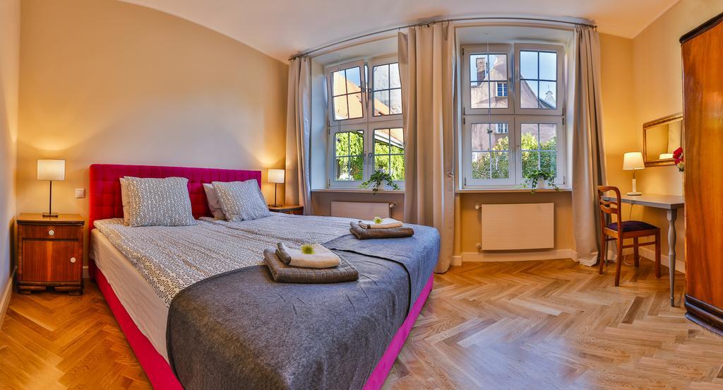 Apartament Bursztynowy Mariacka Old Town Danzig Zimmer foto